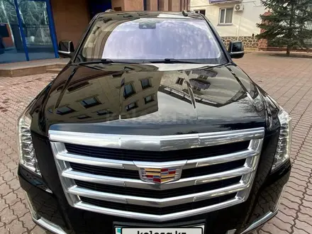 Cadillac Escalade 2019 года за 35 000 000 тг. в Павлодар – фото 3