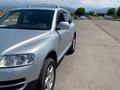 Volkswagen Touareg 2002 года за 5 000 000 тг. в Алматы – фото 10