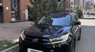 Toyota Highlander 2018 года за 13 900 000 тг. в Алматы