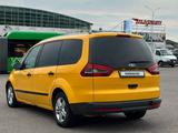 Ford Galaxy 2015 года за 2 700 000 тг. в Алматы – фото 2