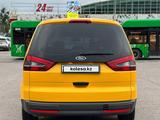 Ford Galaxy 2015 года за 2 700 000 тг. в Алматы – фото 4