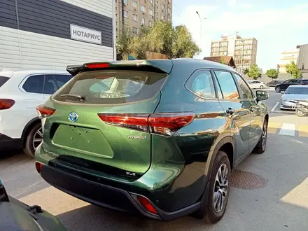 Toyota Highlander 2023 года за 26 000 000 тг. в Алматы – фото 3