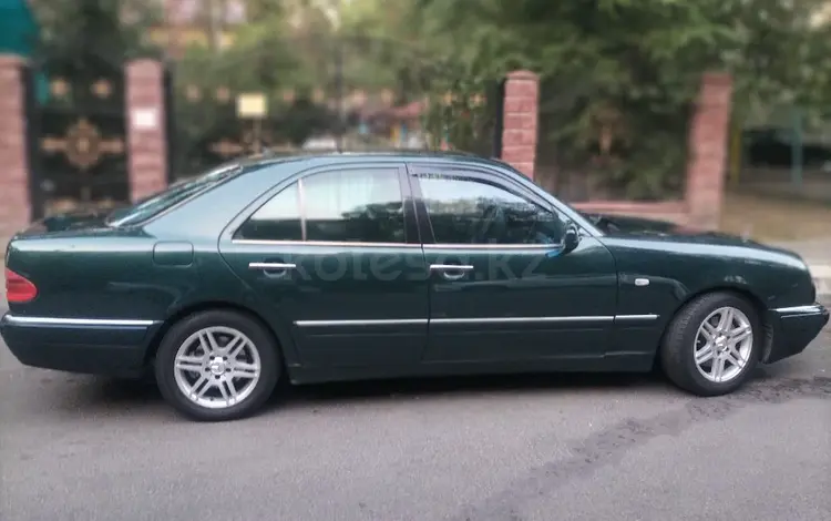 Mercedes-Benz E 320 1998 годаүшін3 700 000 тг. в Алматы