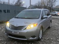 Toyota Sienna 2011 годаfor9 000 000 тг. в Шымкент