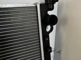 Радиатор основной на Toyota Avensis за 25 000 тг. в Алматы – фото 4