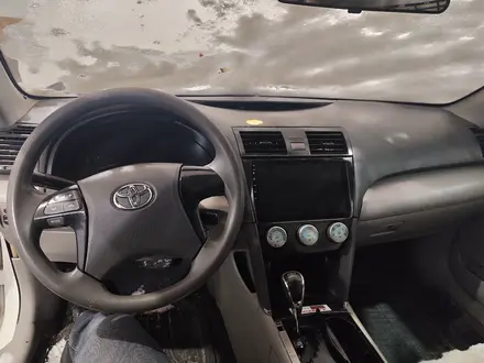 Toyota Camry 2006 года за 10 000 тг. в Караганда – фото 4