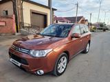 Mitsubishi Outlander 2013 годаүшін6 500 000 тг. в Караганда – фото 2