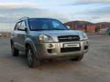 Hyundai Tucson 2007 годаүшін5 800 000 тг. в Усть-Каменогорск – фото 2