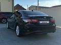 Toyota Camry 2019 года за 13 700 000 тг. в Атырау – фото 3