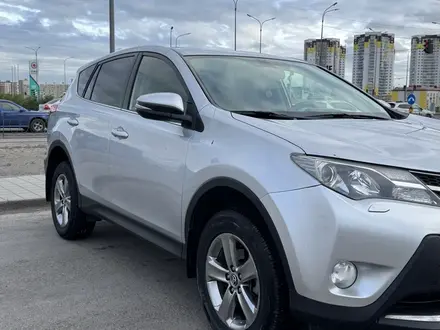 Toyota RAV4 2015 года за 9 950 000 тг. в Караганда – фото 3