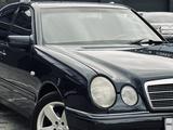 Mercedes-Benz E 280 1998 годаүшін4 150 000 тг. в Тараз – фото 3