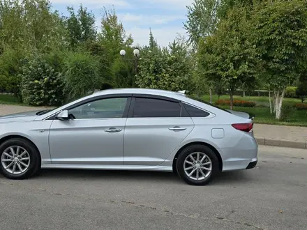 Hyundai Sonata 2017 года за 8 600 000 тг. в Шымкент – фото 12