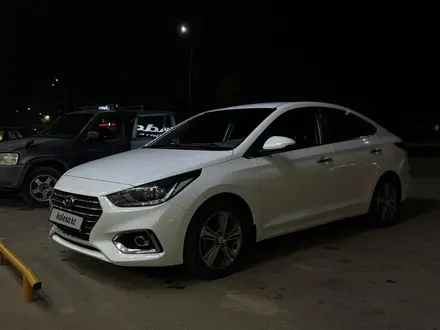 Hyundai Accent 2017 года за 6 850 000 тг. в Алматы – фото 15