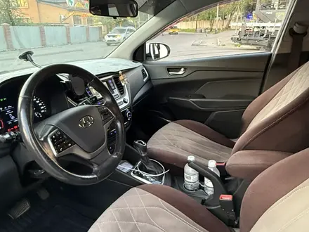 Hyundai Accent 2017 года за 6 850 000 тг. в Алматы – фото 10