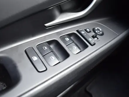 Hyundai Elantra Elegance 2025 года за 9 390 000 тг. в Астана – фото 17
