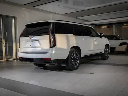 Cadillac Escalade Sport Platinum ESV 2023 годаүшін95 000 000 тг. в Актау – фото 4