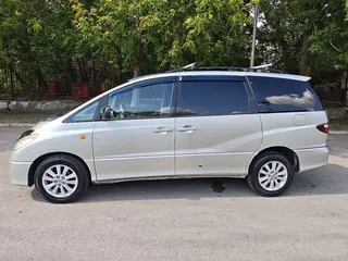 Toyota Previa, 2001