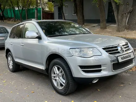 Volkswagen Touareg 2007 года за 7 000 000 тг. в Алматы – фото 10