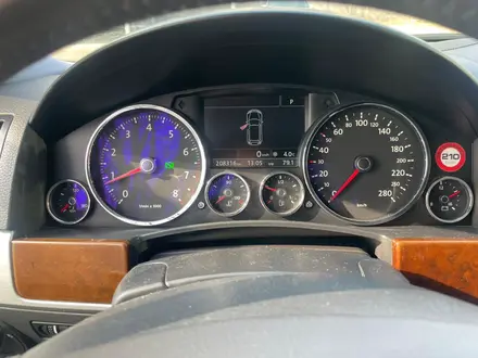 Volkswagen Touareg 2007 года за 7 000 000 тг. в Алматы – фото 12