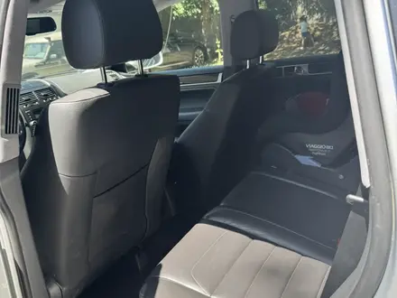Volkswagen Touareg 2007 года за 7 000 000 тг. в Алматы – фото 6