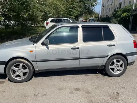 Volkswagen Golf 1992 года за 1 700 000 тг. в Алматы – фото 3