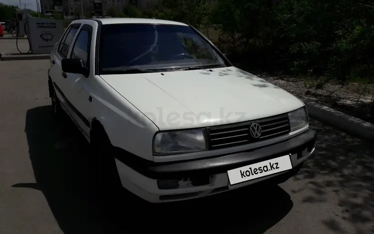 Volkswagen Vento 1992 годаfor950 000 тг. в Караганда