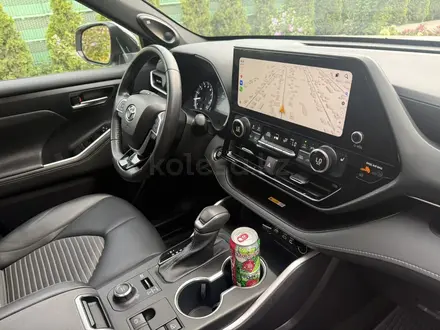 Toyota Highlander 2023 года за 24 000 000 тг. в Алматы – фото 21