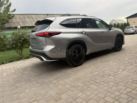 Toyota Highlander 2023 года за 24 000 000 тг. в Алматы – фото 5