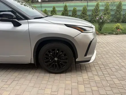 Toyota Highlander 2023 года за 24 000 000 тг. в Алматы – фото 6