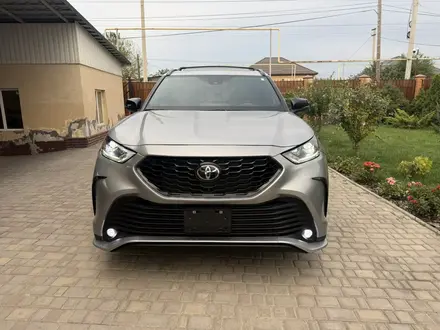 Toyota Highlander 2023 года за 24 000 000 тг. в Алматы – фото 9