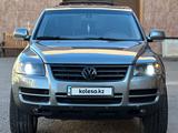 Volkswagen Touareg 2004 годаfor6 500 000 тг. в Караганда – фото 4