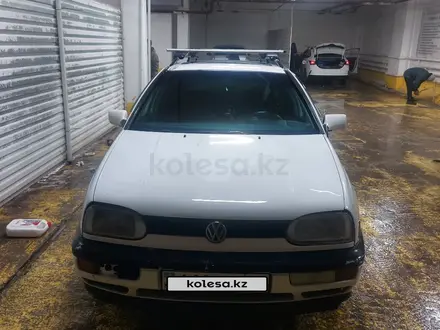 Volkswagen Golf 1994 года за 1 300 000 тг. в Астана – фото 3