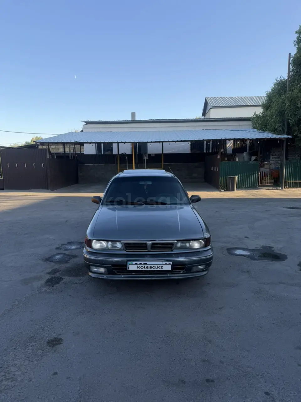 Mitsubishi Galant, 1992