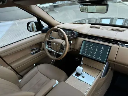 Land Rover Range Rover 2024 года за 163 000 000 тг. в Алматы – фото 11