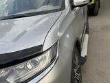Mitsubishi Outlander 2016 года за 9 999 000 тг. в Алматы – фото 2