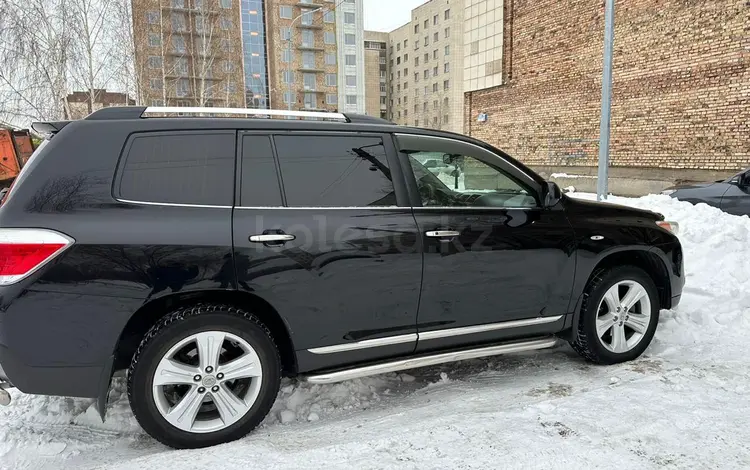 Toyota Highlander 2011 года за 14 800 000 тг. в Астана