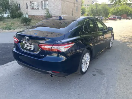 Toyota Camry 2019 года за 14 100 000 тг. в Семей – фото 7