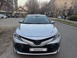 Toyota Camry 2020 года за 12 800 000 тг. в Алматы