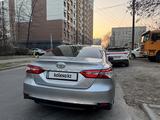 Toyota Camry 2020 года за 12 800 000 тг. в Алматы – фото 5