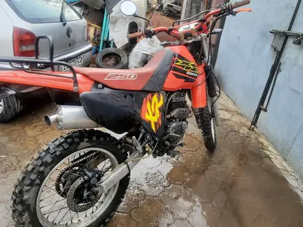 Honda  XR 250 2013 года за 950 000 тг. в Алматы – фото 2