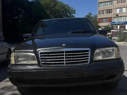 Mercedes-Benz E 320 1997 года за 3 500 000 тг. в Актау – фото 9