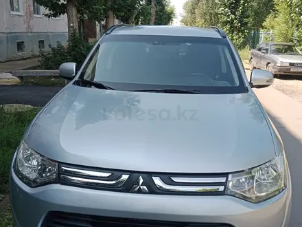 Mitsubishi Outlander 2013 года за 7 600 000 тг. в Степногорск