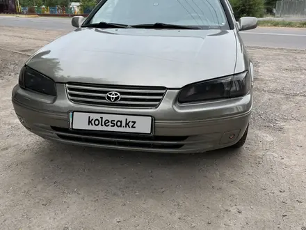 Toyota Camry 1997 года за 3 000 000 тг. в Алматы