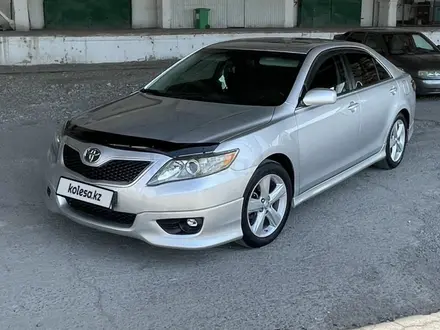 Toyota Camry 2010 года за 7 900 000 тг. в Шымкент – фото 2