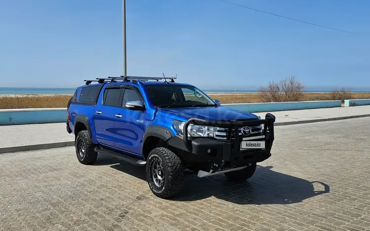 Toyota Hilux 2017 года за 18 900 000 тг. в Актау