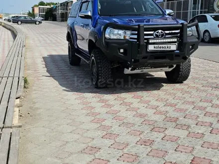 Toyota Hilux 2017 года за 18 900 000 тг. в Актау – фото 17