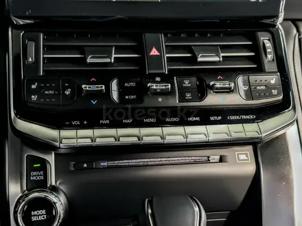 Toyota Land Cruiser GR Sport 2026 года за 67 480 000 тг. в Усть-Каменогорск – фото 15