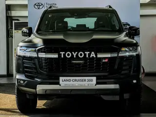 Toyota Land Cruiser GR Sport