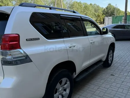 Toyota Land Cruiser Prado 2012 года за 15 500 000 тг. в Актобе – фото 5