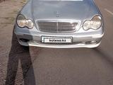Mercedes-Benz C 200 2004 года за 3 200 000 тг. в Караганда
